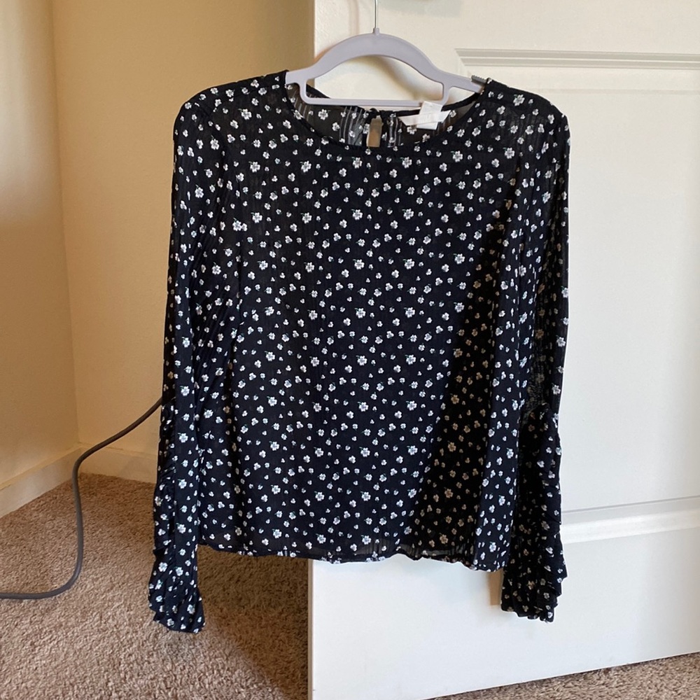 Blouse with tiny flowers